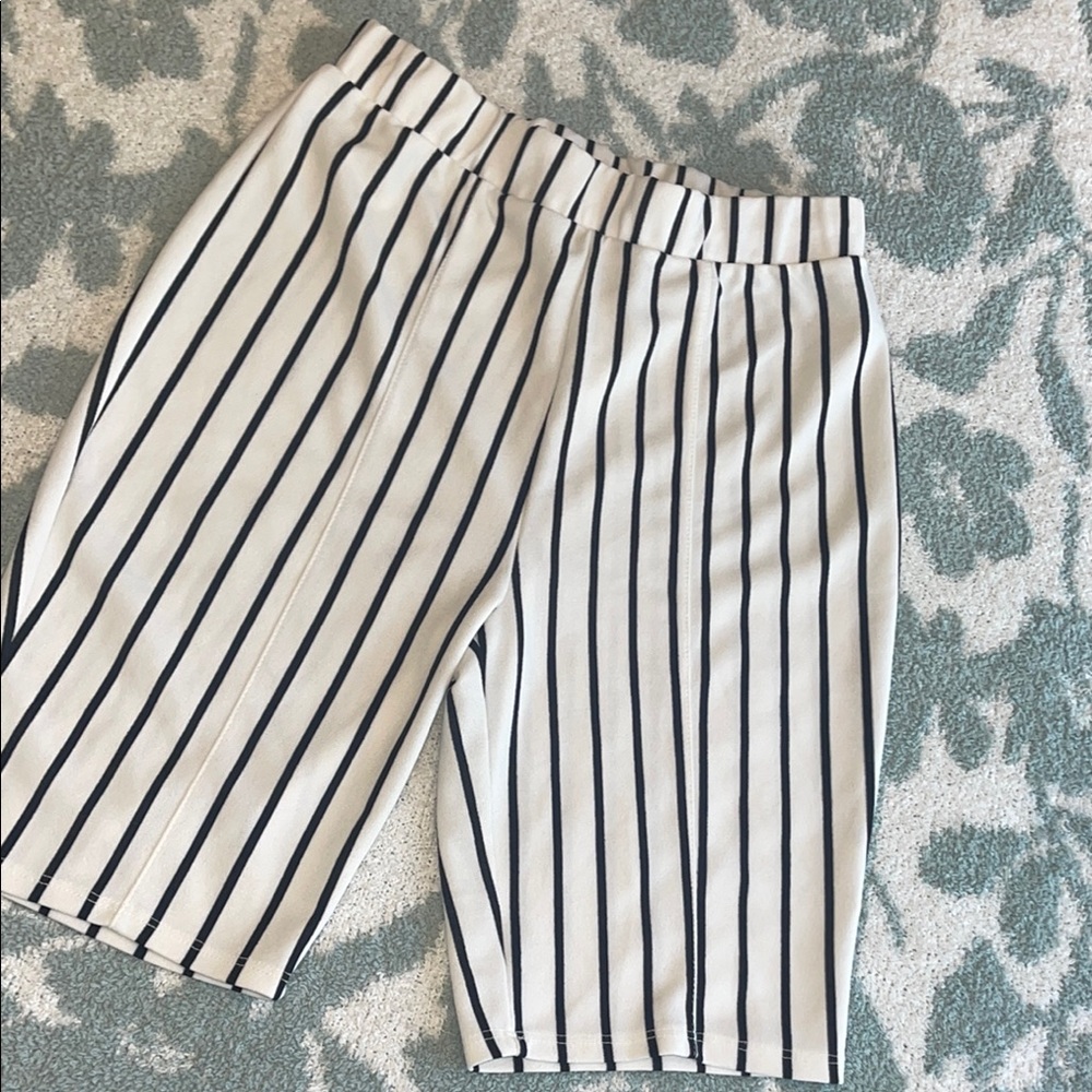 High Waist Striped Biker Shorts - Black and White